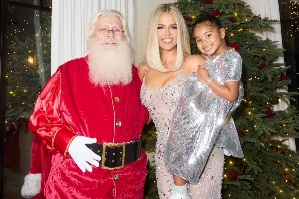 Khloe Kardashian snubs Tristan Thompson as she poses with their daughter True, 3, for Santa pic amid NBA star's scandal