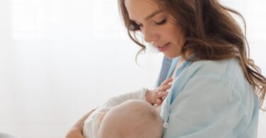 Did You Know Both Baby and Mom Benefit From Breastfeeding?