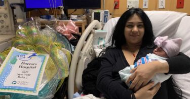Laredo welcomes first newborns of 2022